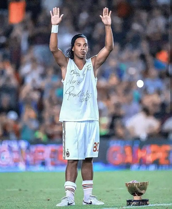 尤其是他们 尤其是他们